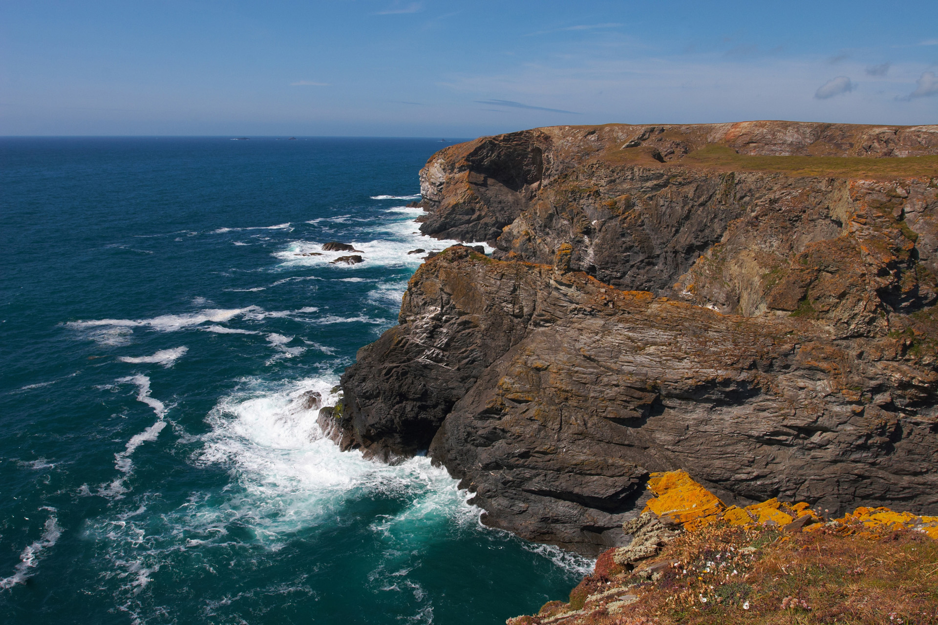 The Cliffs at High Cove, between Bedruthan Steps and Portcothan