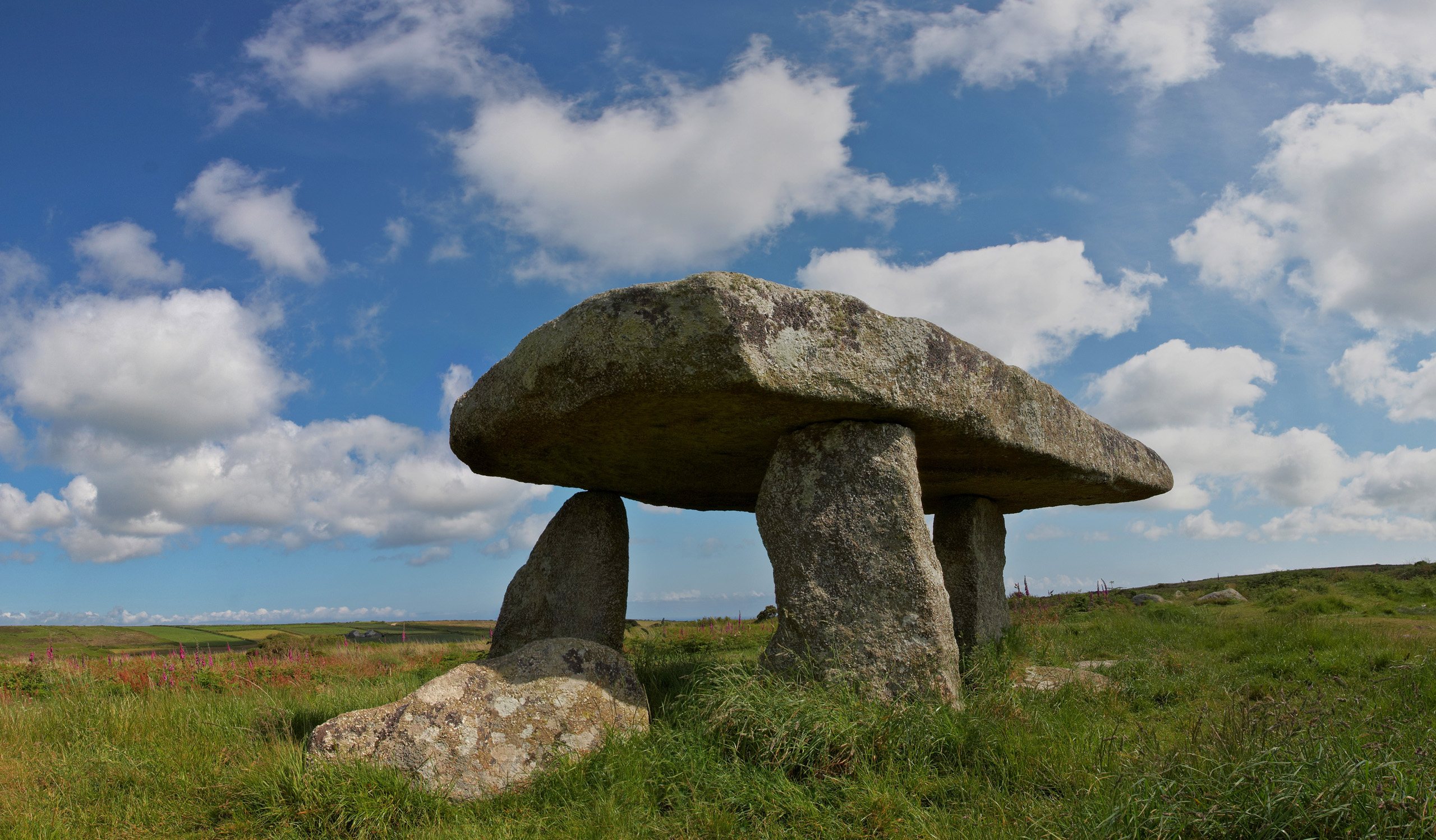 Lanyon Quoit Dolmen, Penwith, Cornwall