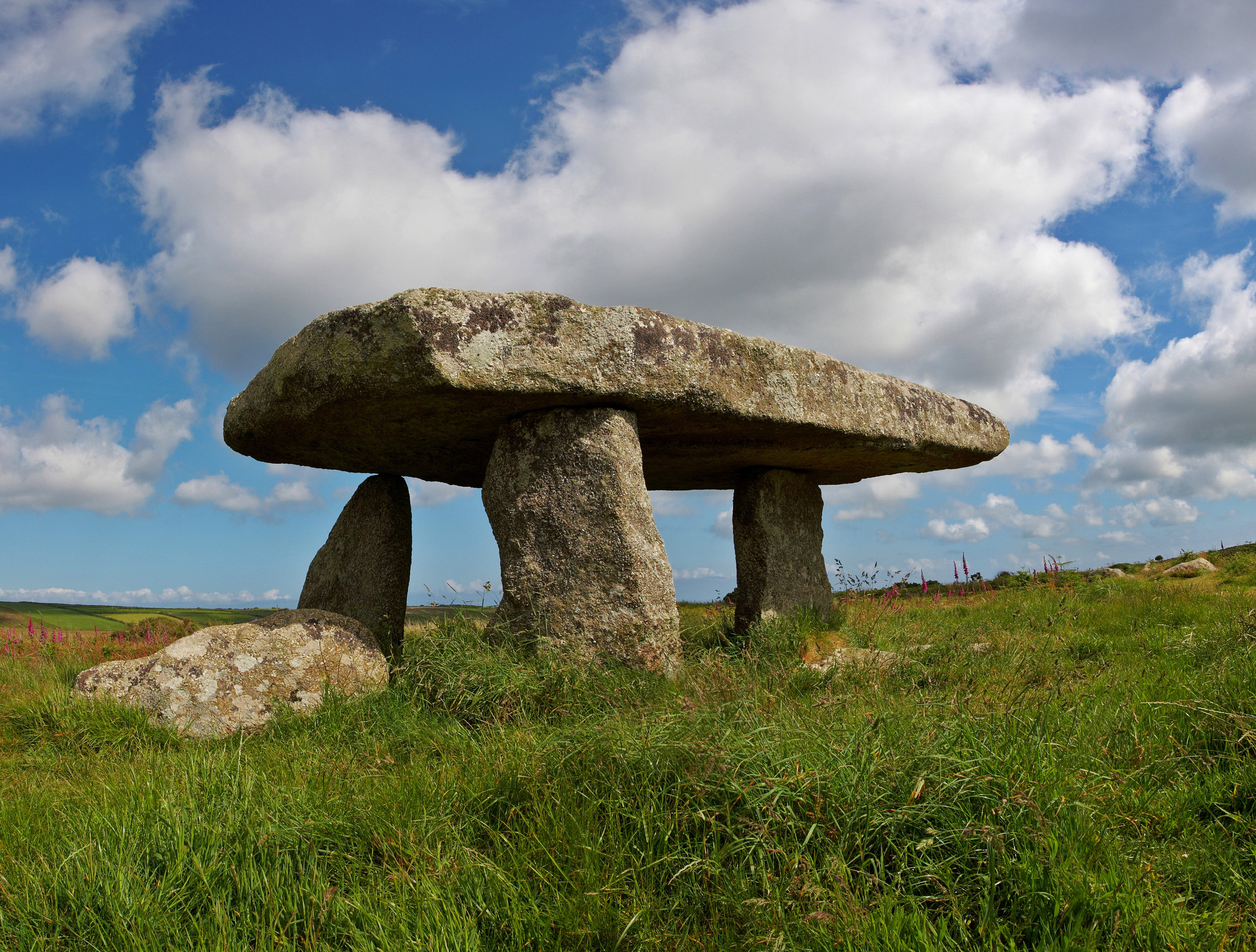 Lanyon Quoit Dolmen, Penwith, Cornwall