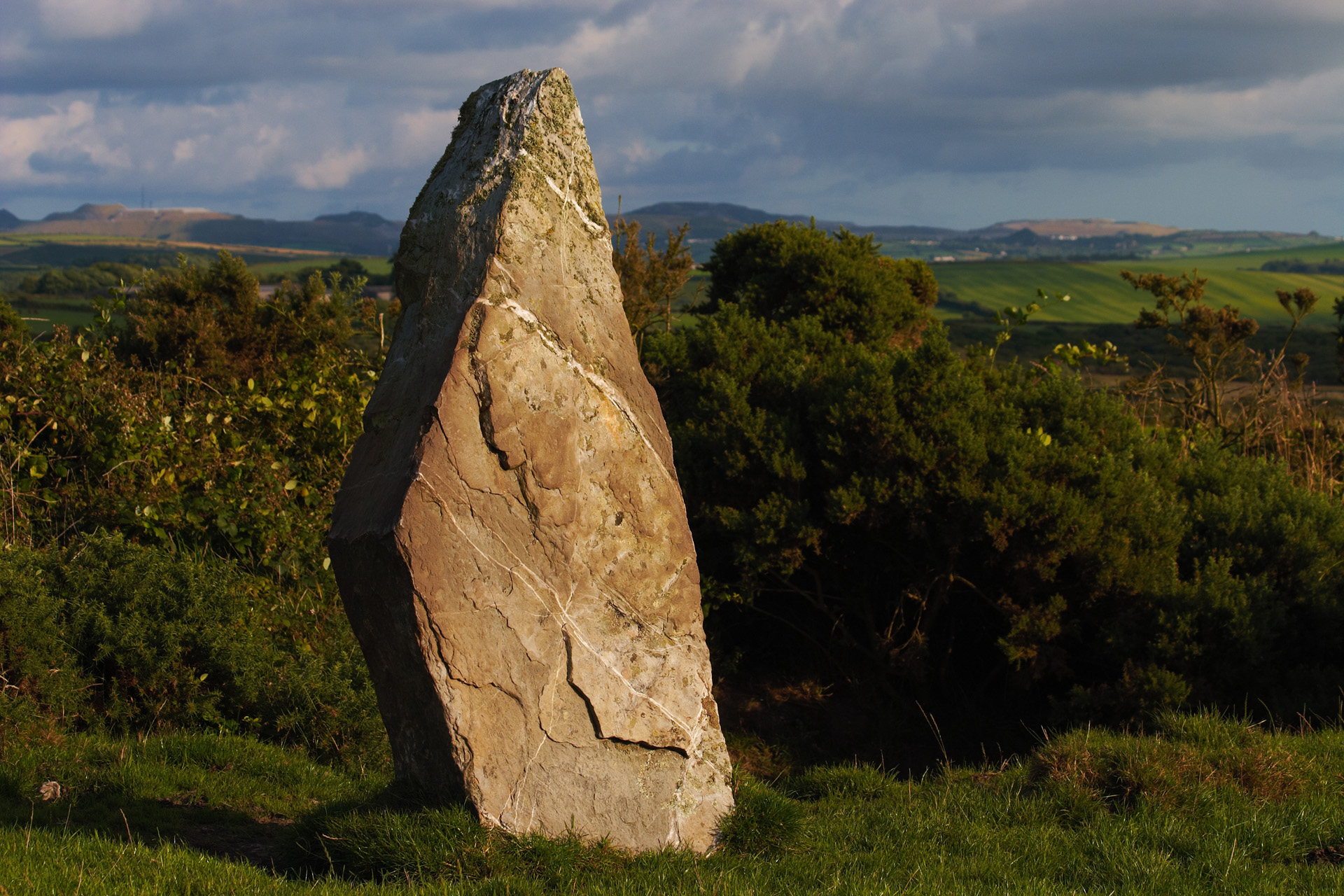 Nine Maidens Megalith, Fifth of Nine