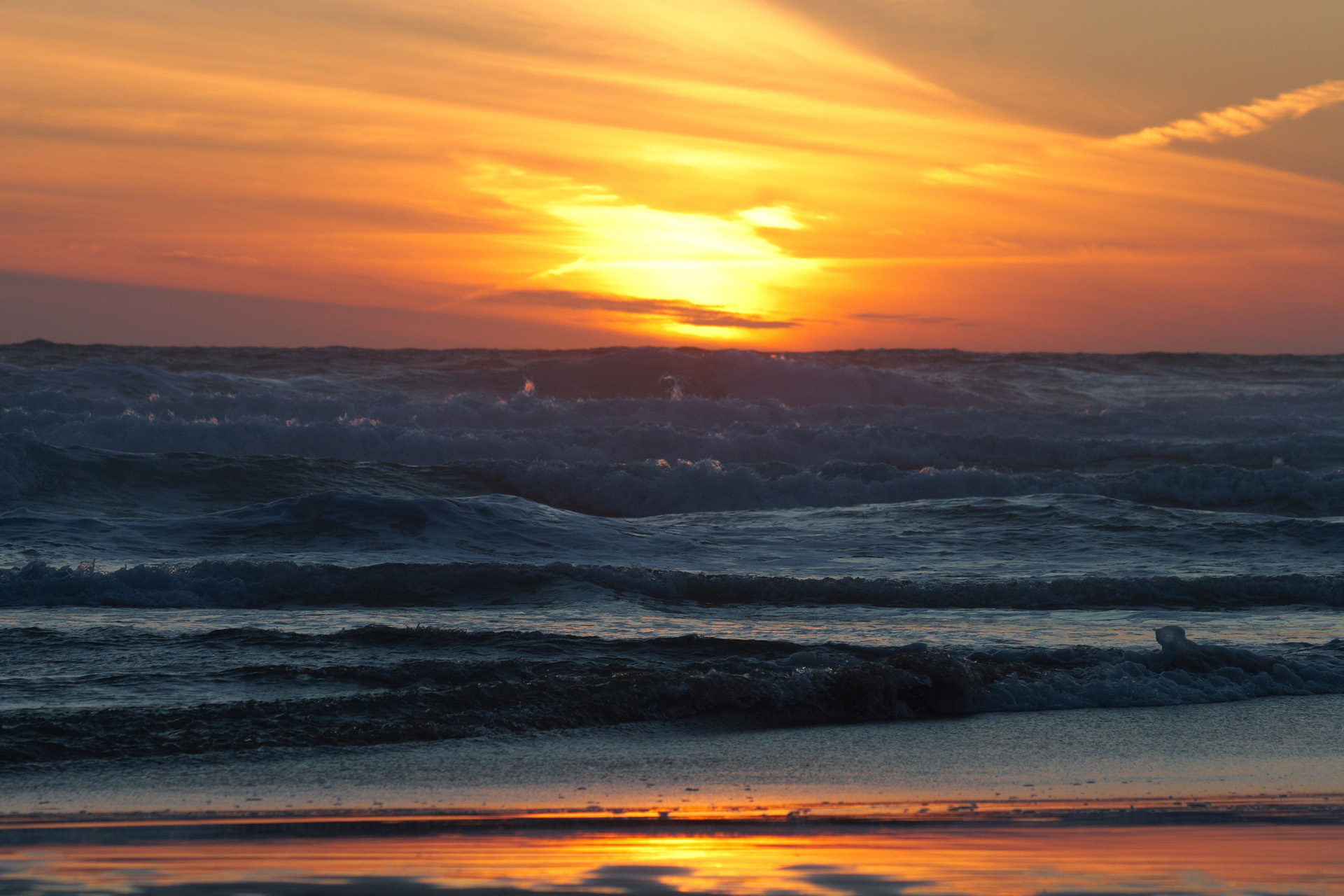 Sunset on the beach at Bedruthan Steps in Cornwall